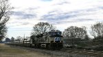 NS 4677 leading a long pipe train